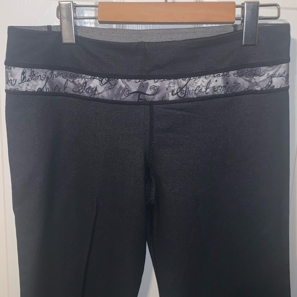 Lululemon pants - Picture 4 of 8
